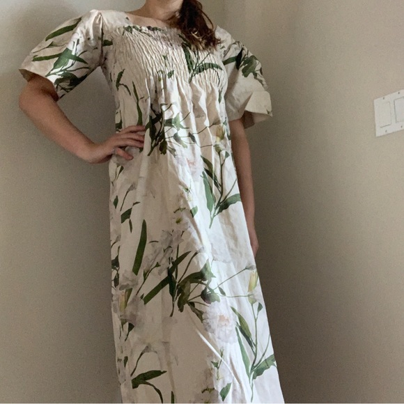 Dress - floral patterned, Lisa Says Gah - Picture 4 of 5